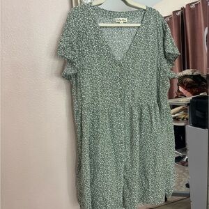 Chic Green Floral Mini Dress